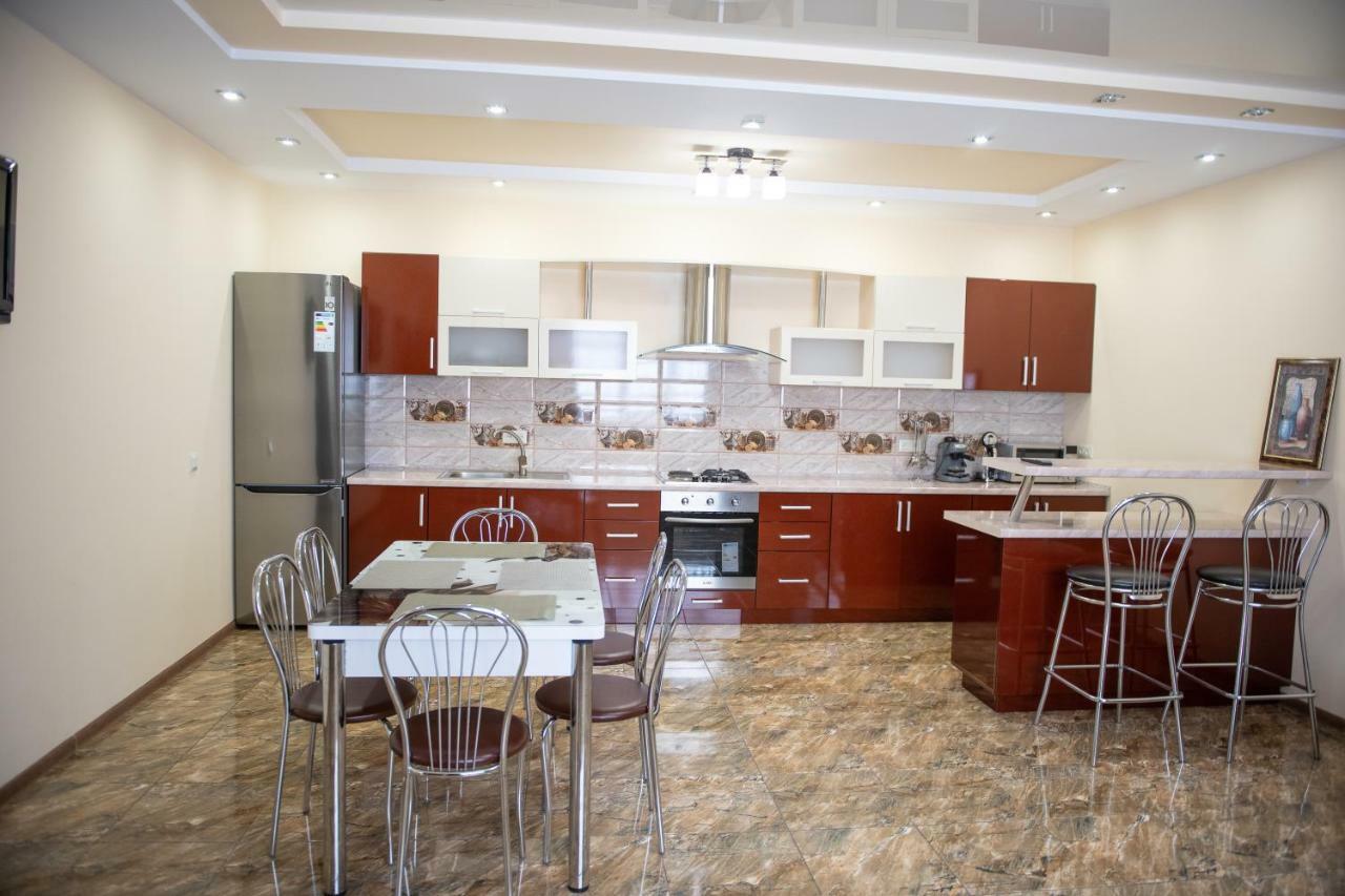 Затишна Оселя Apartamento Mizhhirya  Exterior foto
