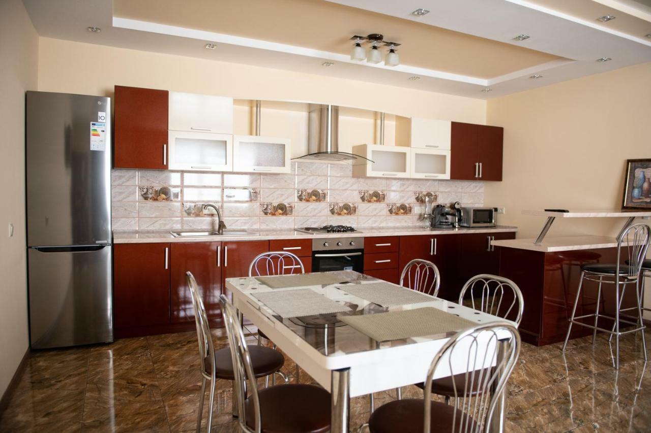 Затишна Оселя Apartamento Mizhhirya  Exterior foto